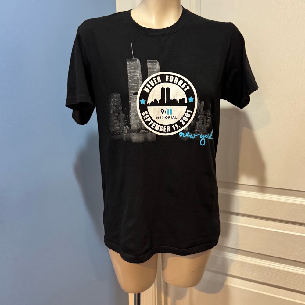 Black 9/11 Memorial T-Shirt Never Forget